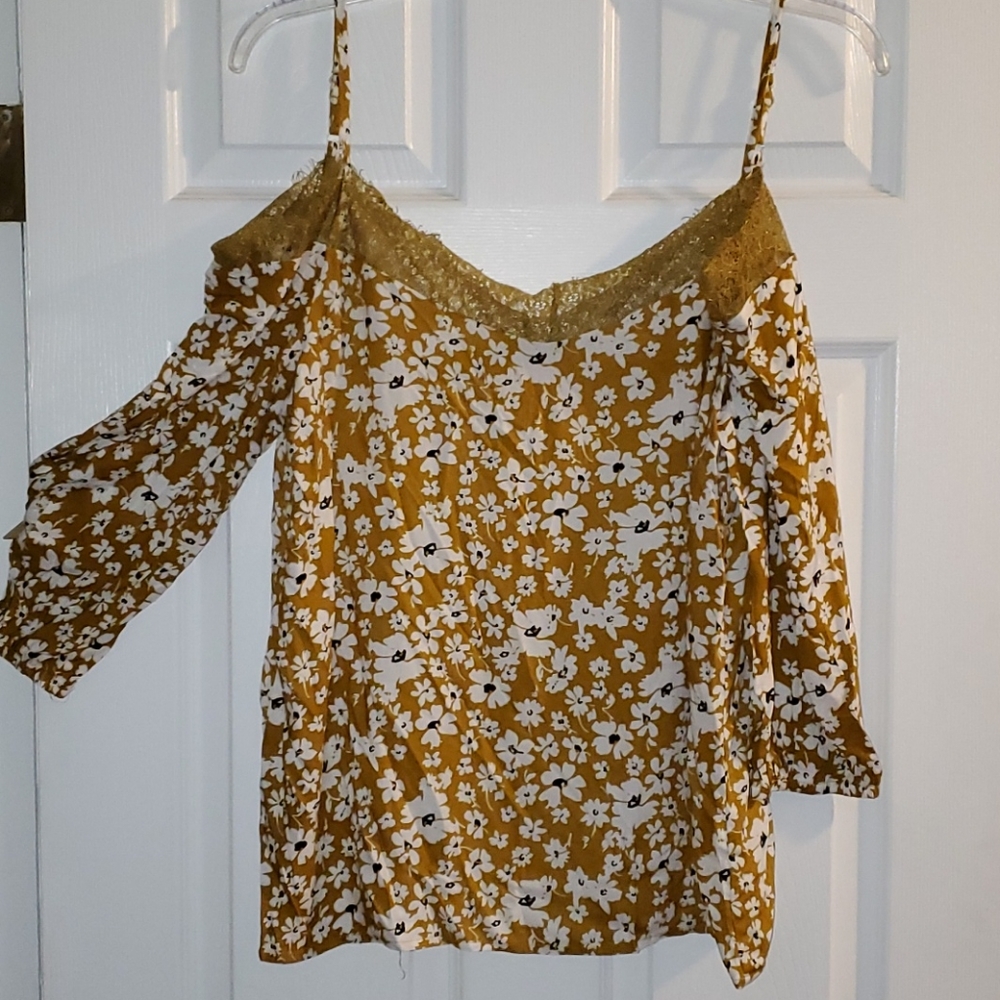 C+D+M Open Shoulder Top, XL